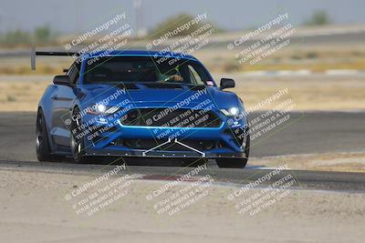 media/Sep-20-2025-Extreme Speed (Sat) [[1fcc23683c]]/Orange (Mid Intermediate)/Session 1 (Sunset)/